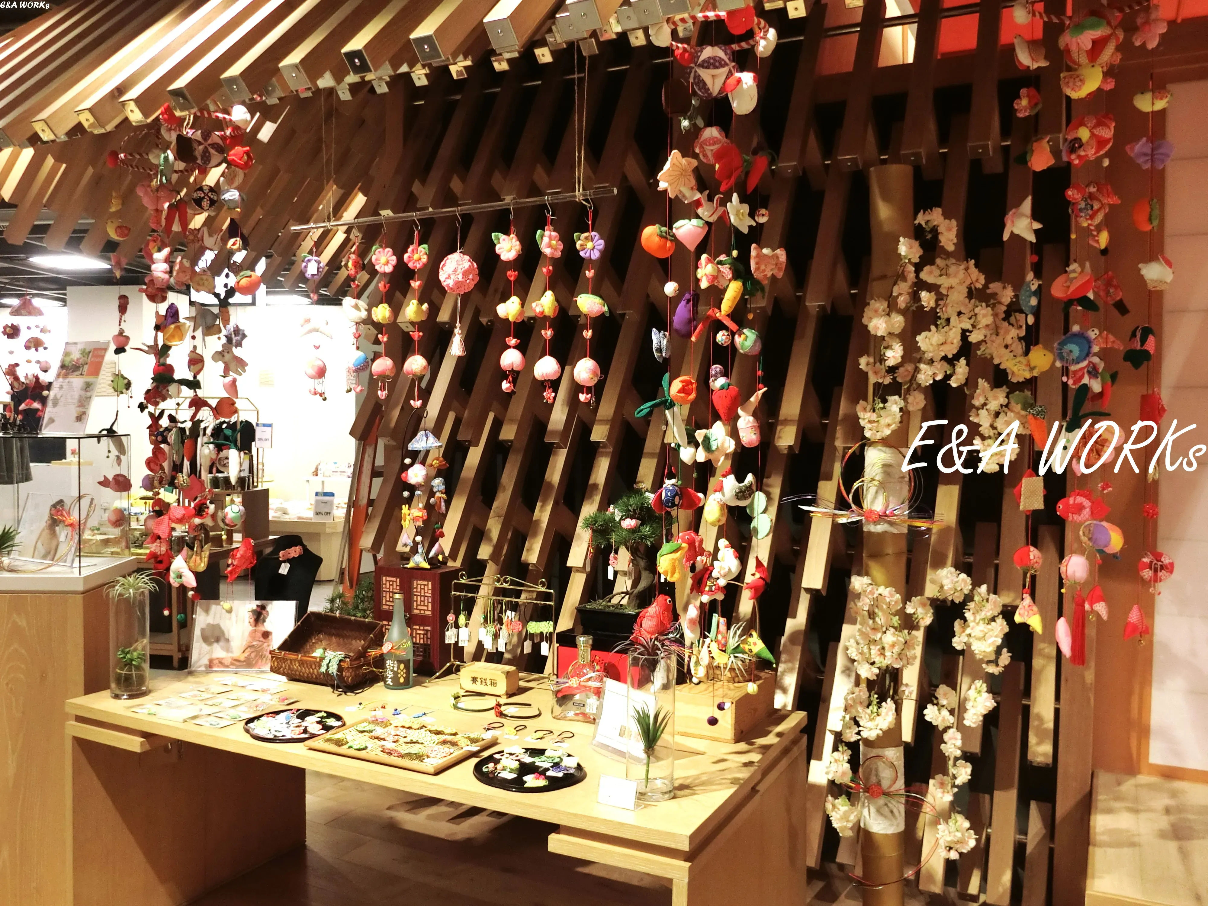 Aya Mizuhiki (水引)(水飛喜) and Tsurushibina accessory 【Event Workshop Mizuhiki & Tsurushibina】