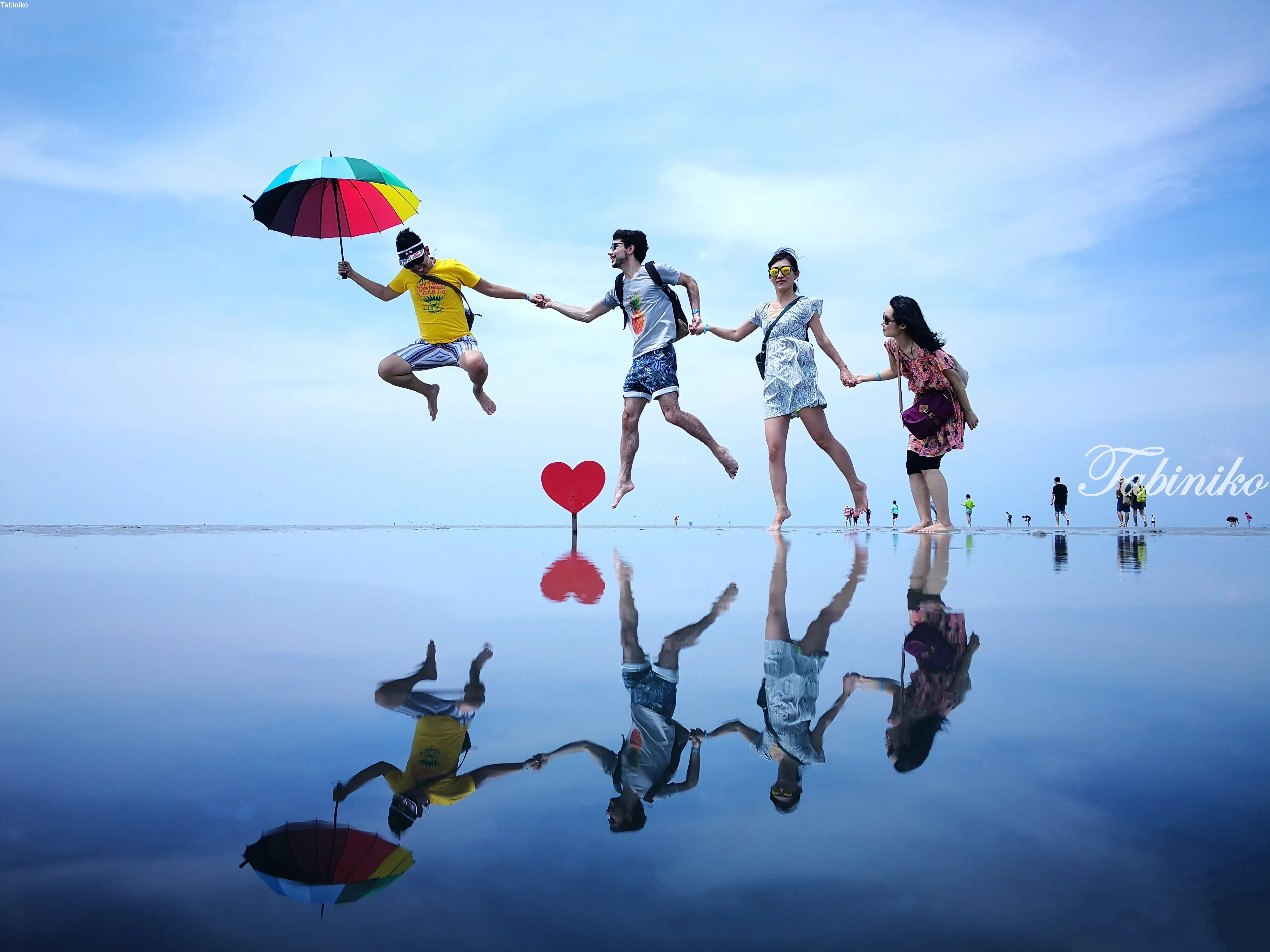 Malaysian Uyuni salt lake Sky Mirror (スカイミラー) at SASARAN. New attraction One day trip from KL